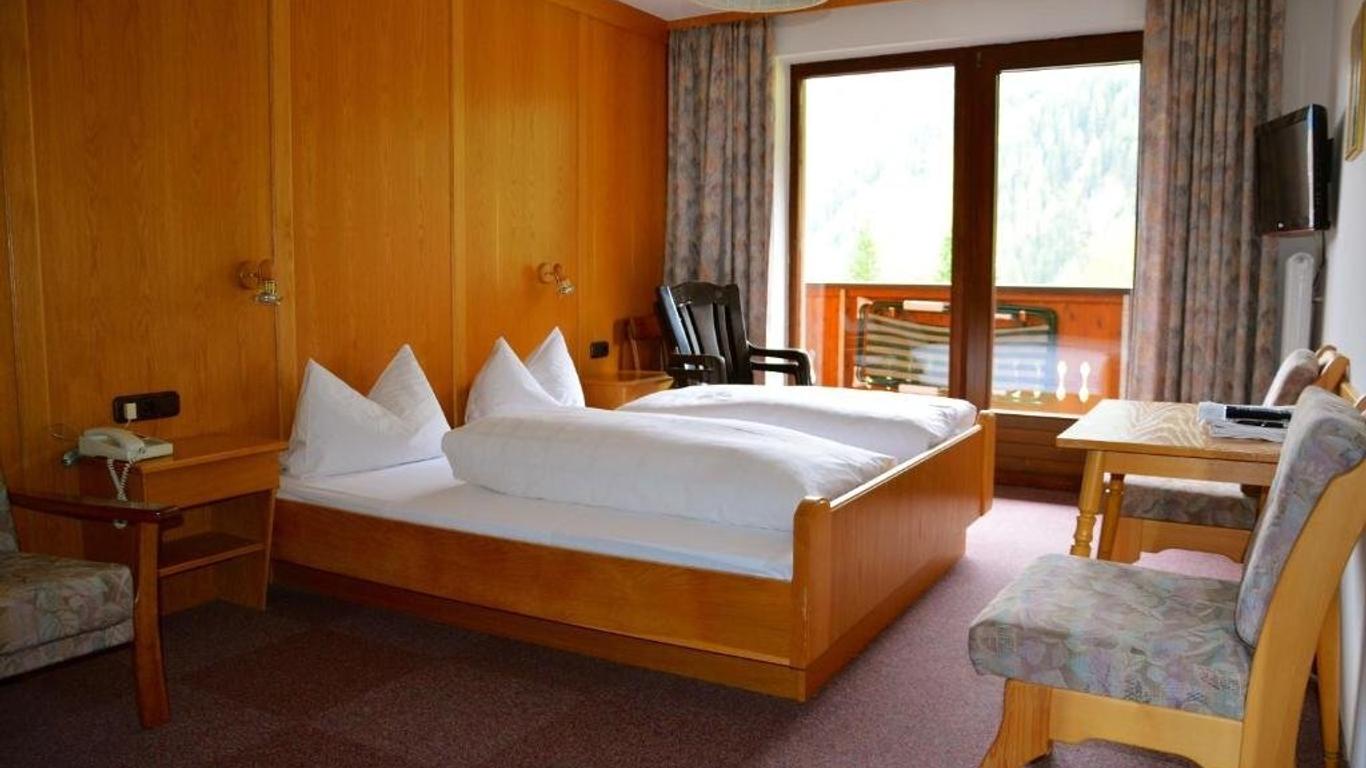 Fokus Ncyan Hotel