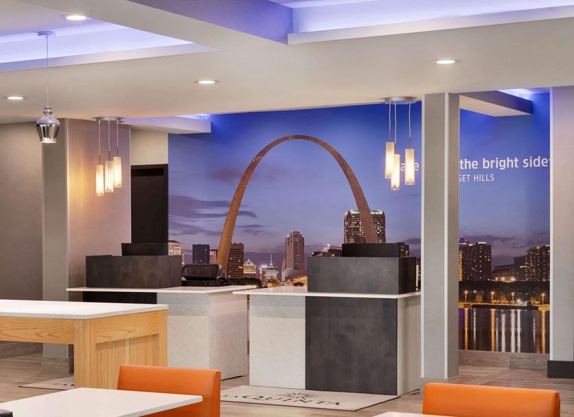 Front desk Photo