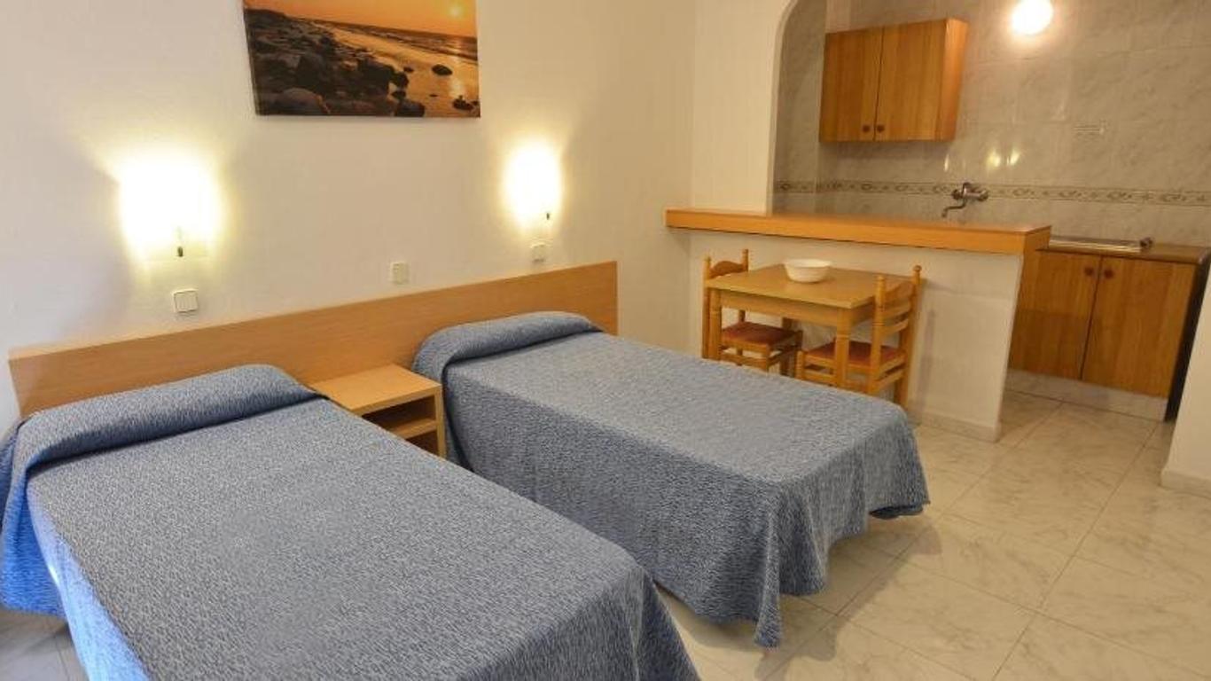 Apartamentos Playa Sol