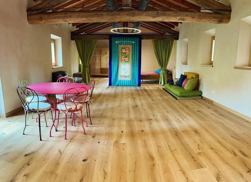 Dining room Photo