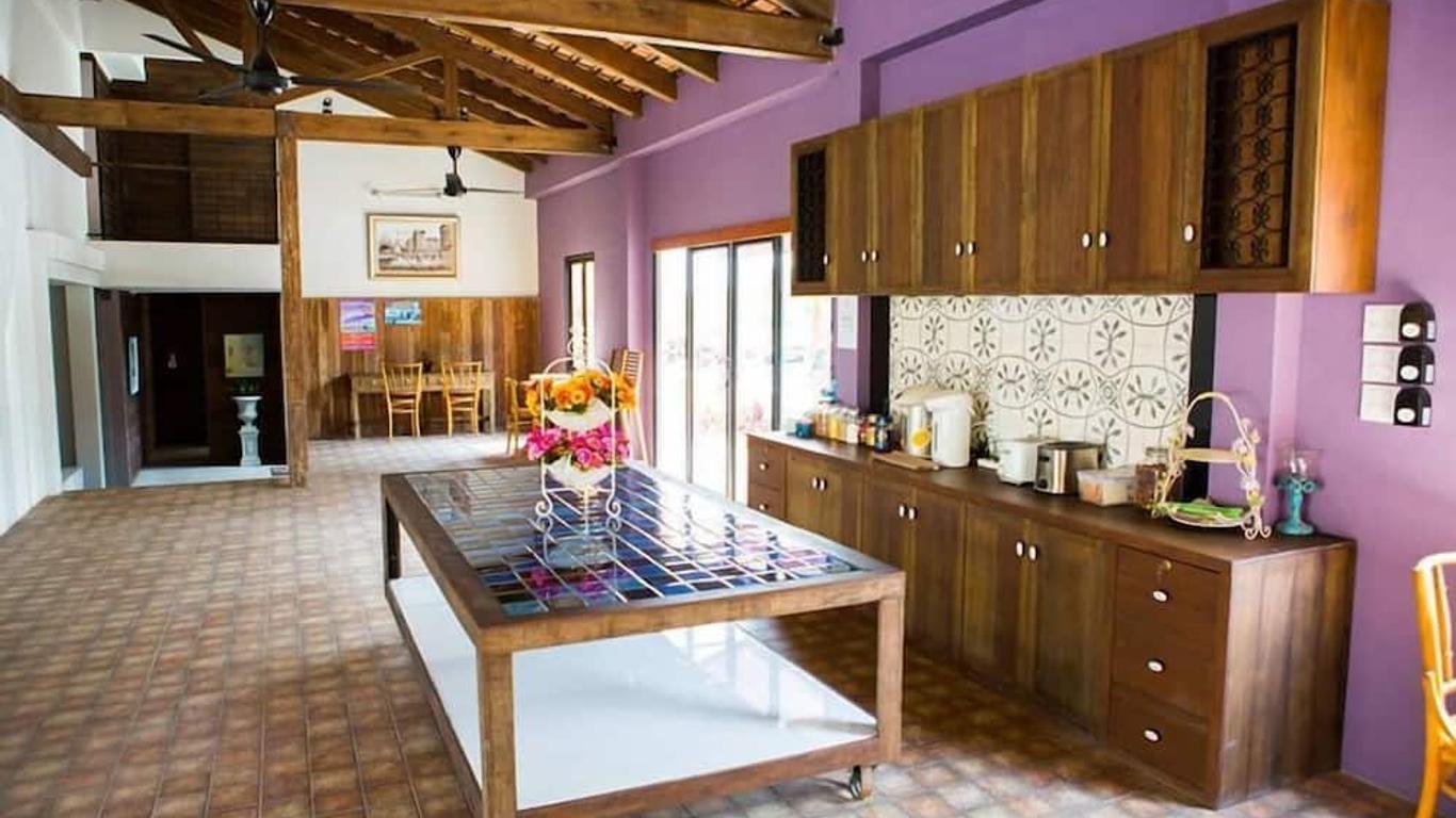Hotel Toscana Trat