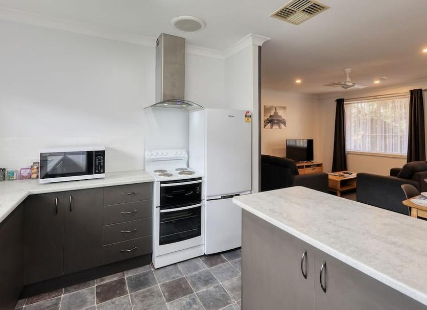 Kitchen Photo
