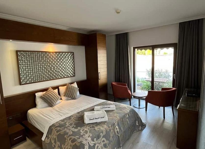 Bedroom Photo