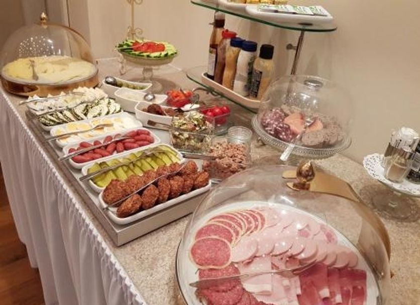 Buffet Photo