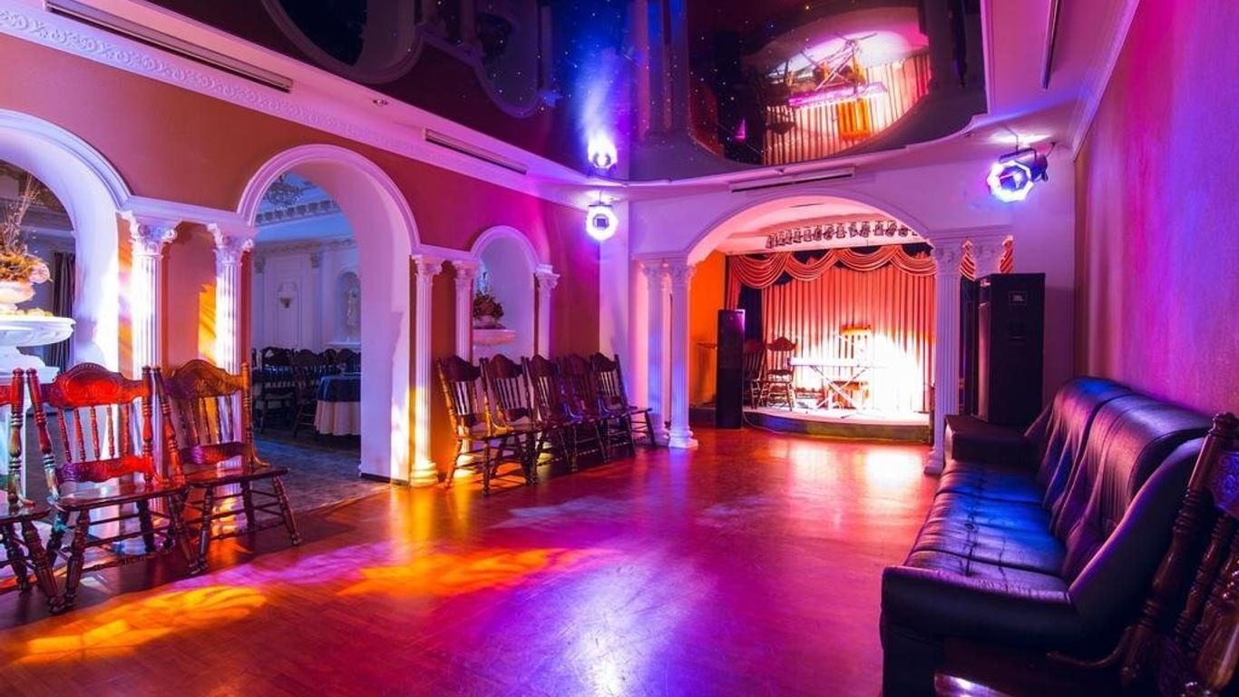 Versal Hotel