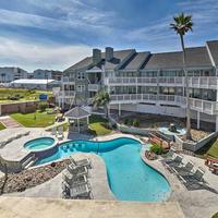 Coastal Condo with Outdoor Pool - Pets Welcome!