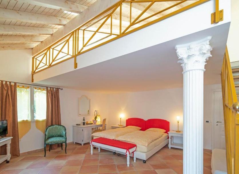 Bedroom Photo