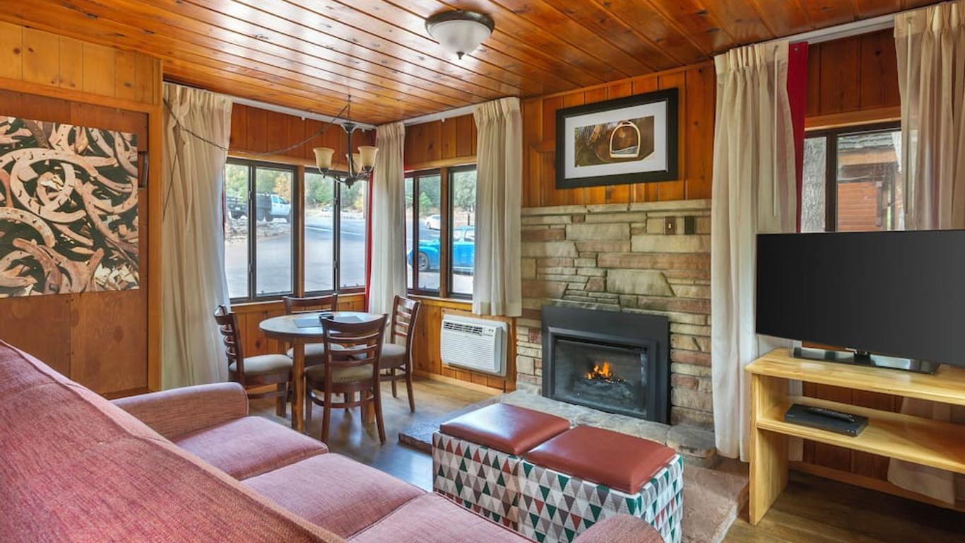 Kohl's Ranch Lodge