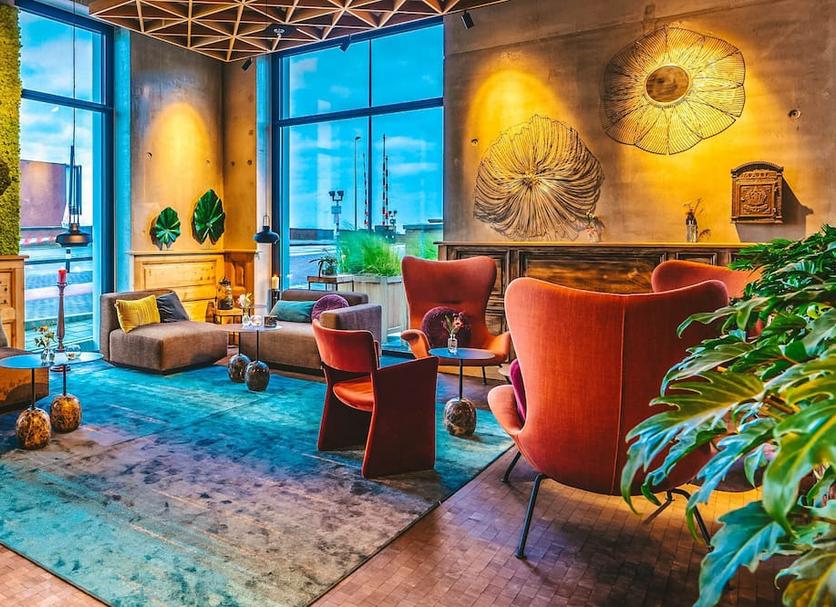 Lounge Photo