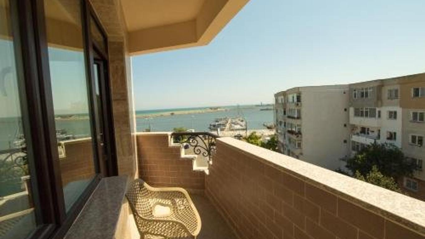 Msr Port Hotel