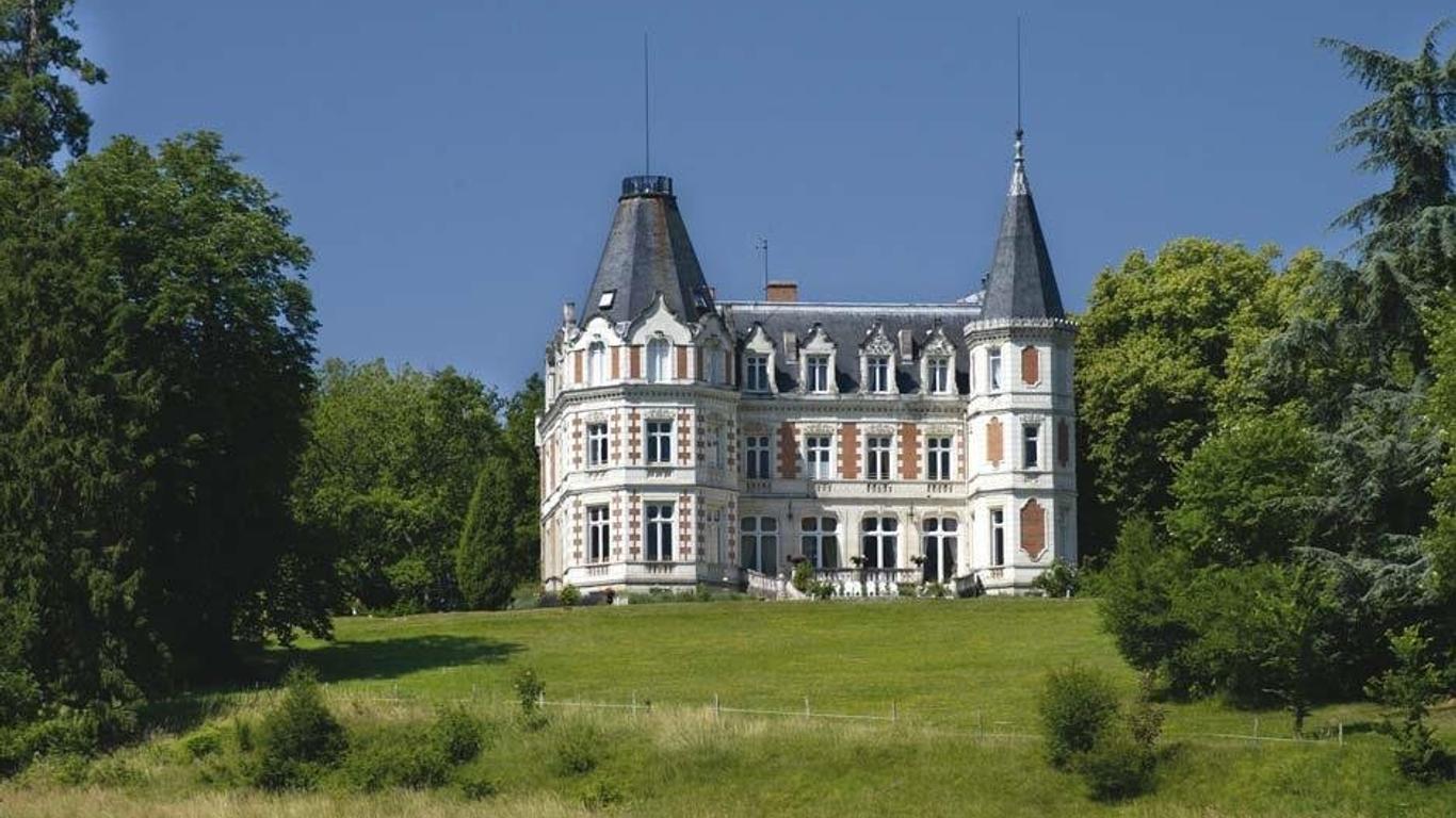 Chateau de L'Aubriere