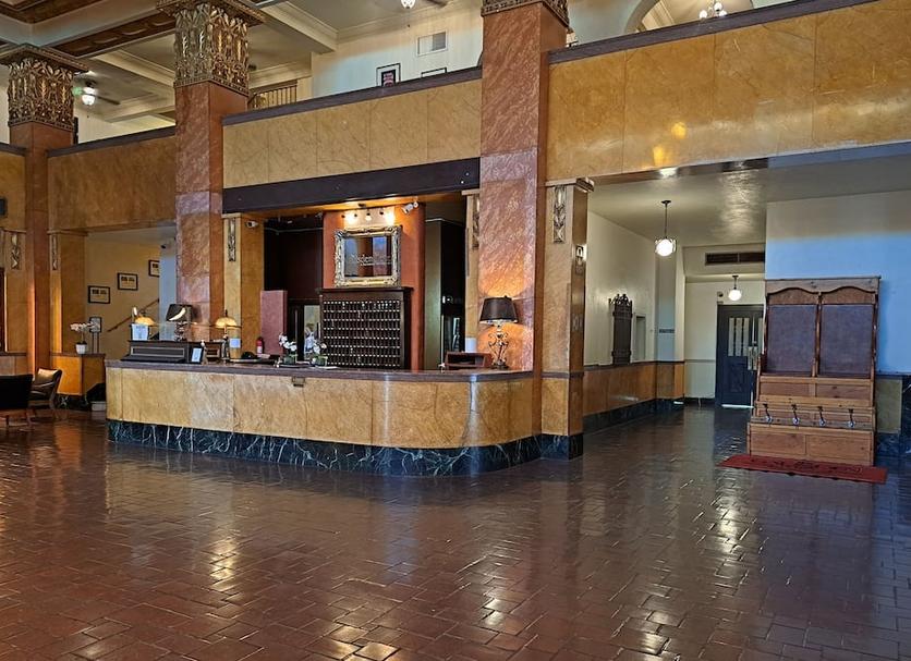 Front desk Photo