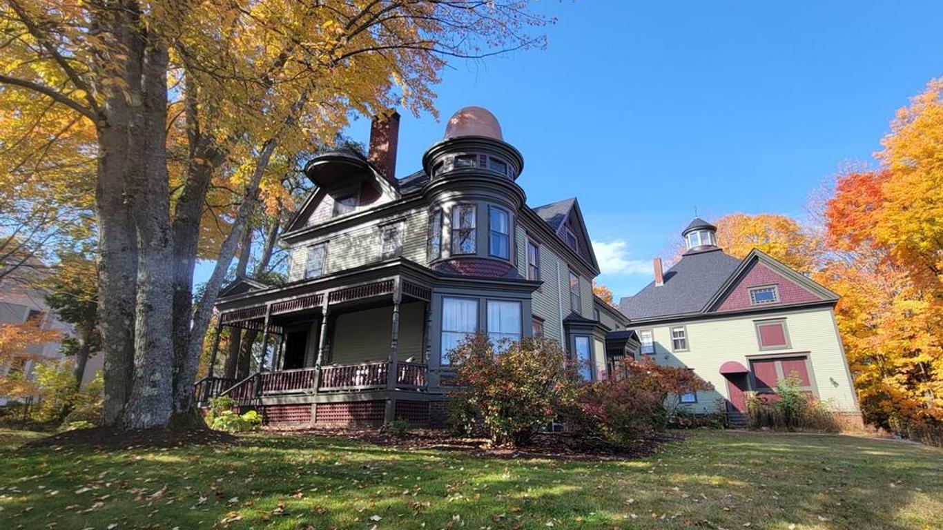 The Elizabeth Inn and Restaurant
