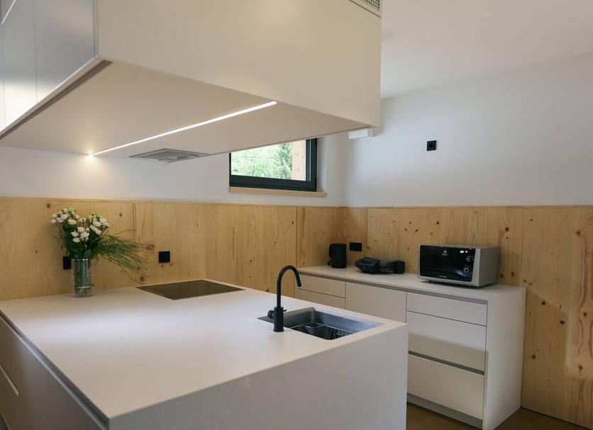 Kitchen Photo