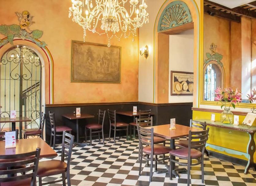 Restaurant Photo
