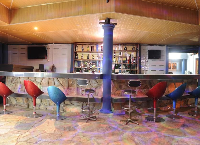 Bar Photo