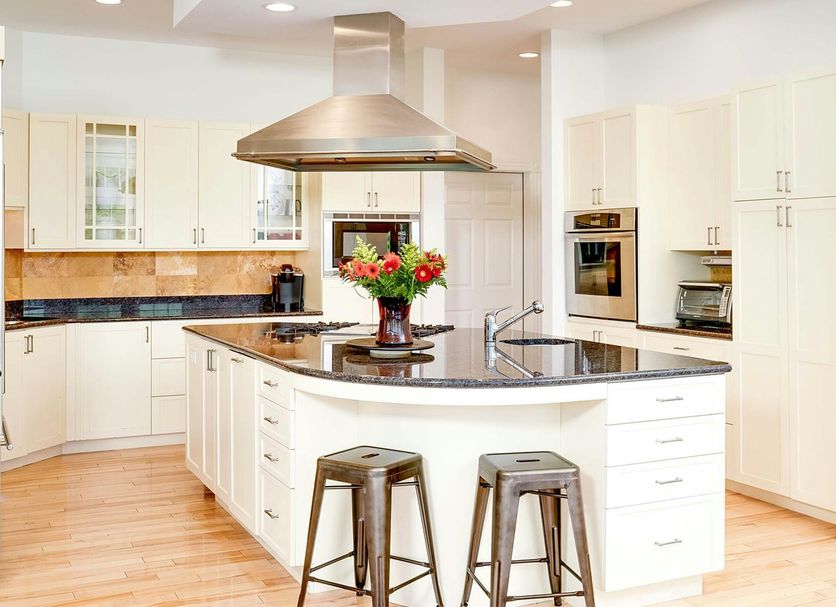 Kitchen Photo