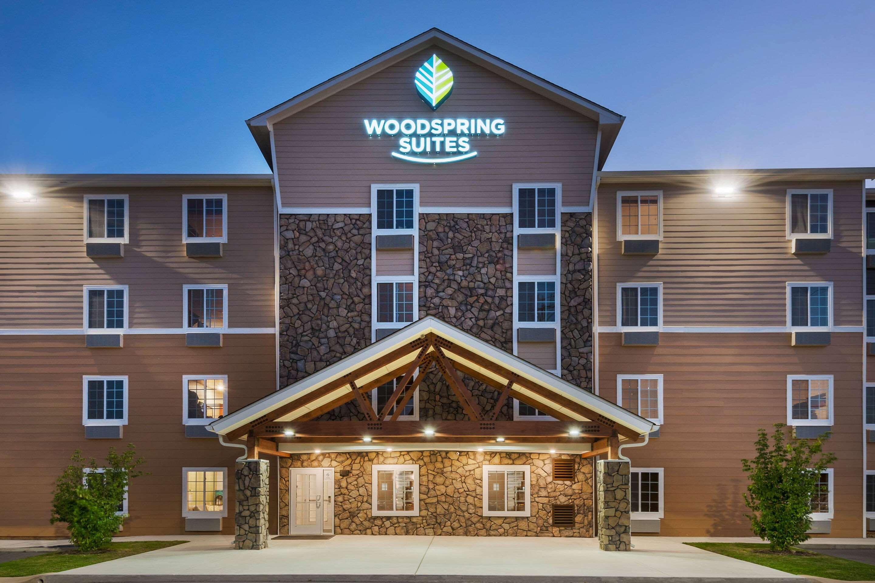 WoodSpring Suites Corpus Christi (Corpus Christi, TX): What to Know BEFORE  You Bring Your Family