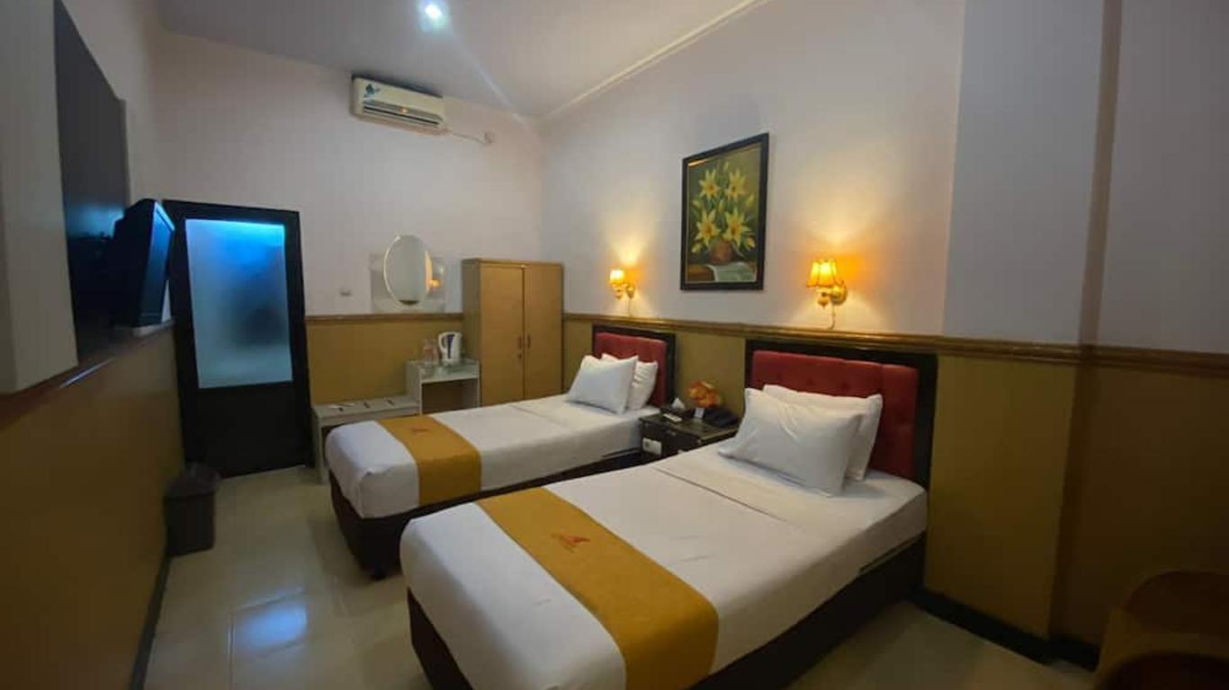 Anggraeni Hotel Ketanggungan