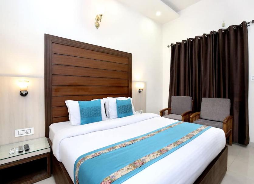 Bedroom Photo