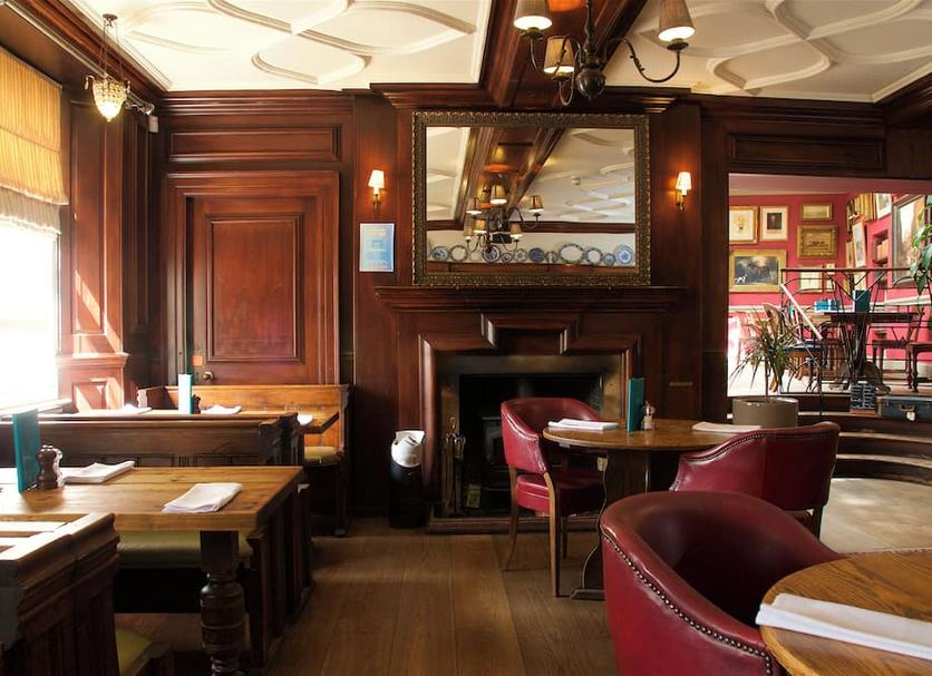 Restaurant Photo