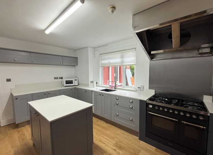 Kitchen Photo
