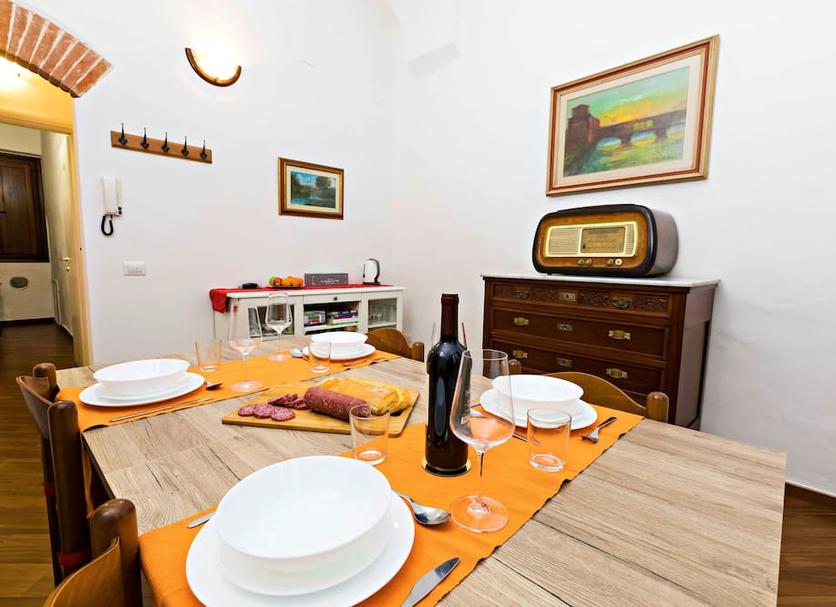 Dining room Photo