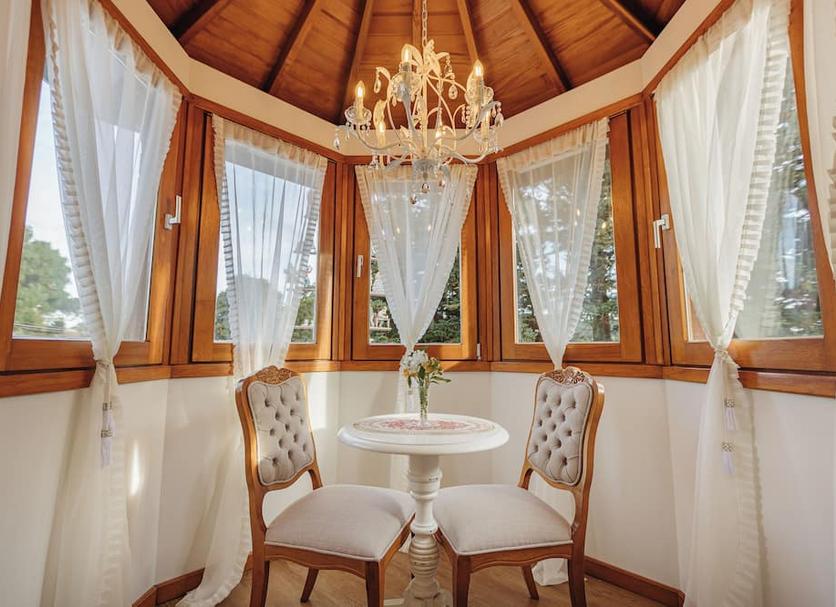 Dining room Photo