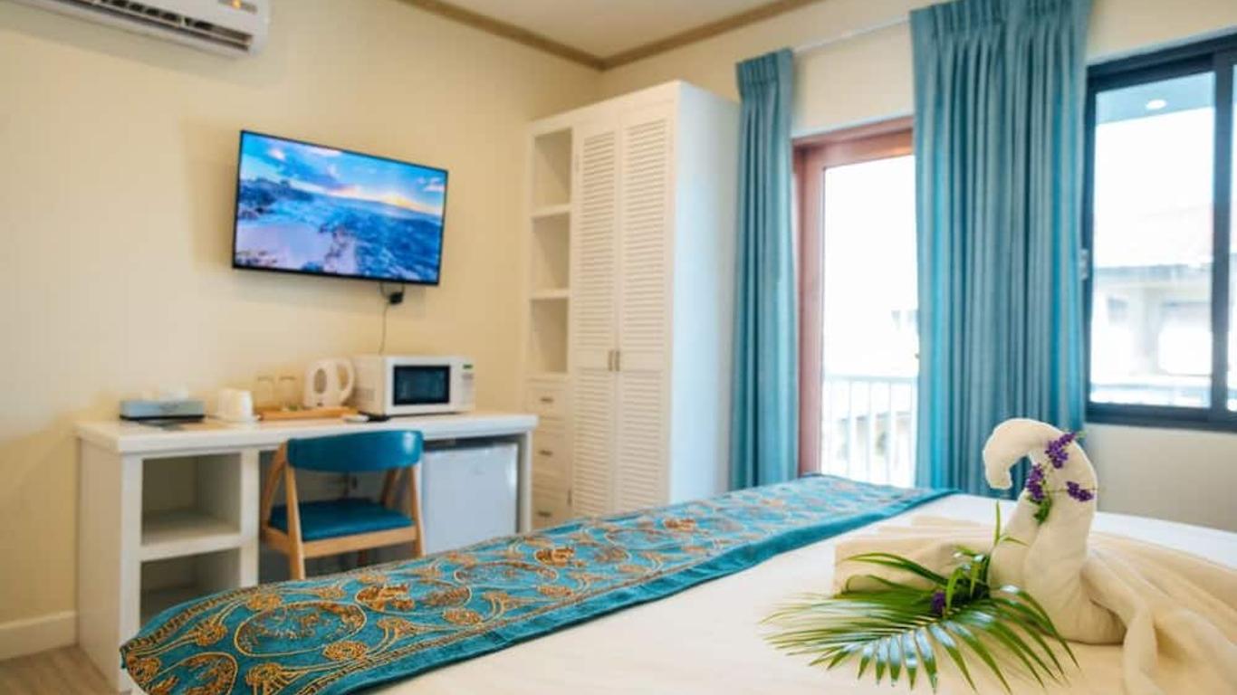 Maxwell Del Mar Hotel