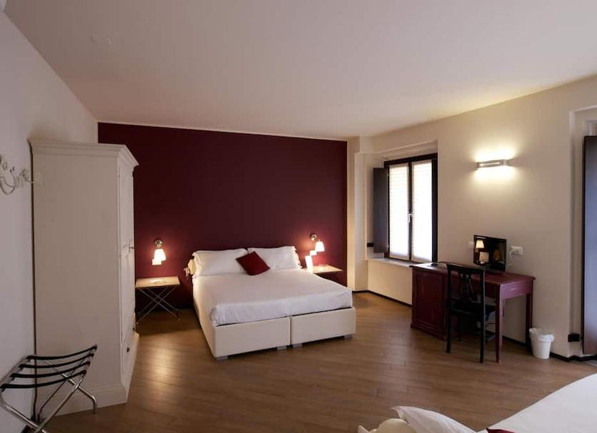 Bedroom Photo