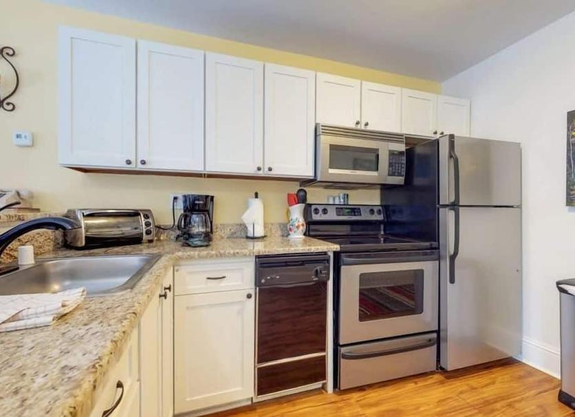 Kitchen Photo