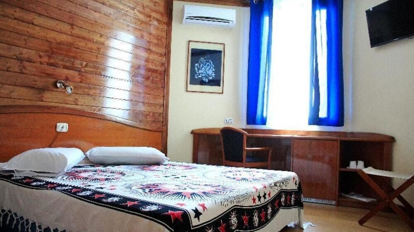 Mindel Hotel