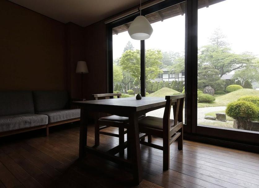 Dining room Photo
