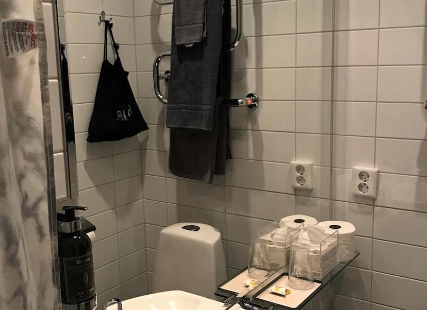 Bathroom Photo