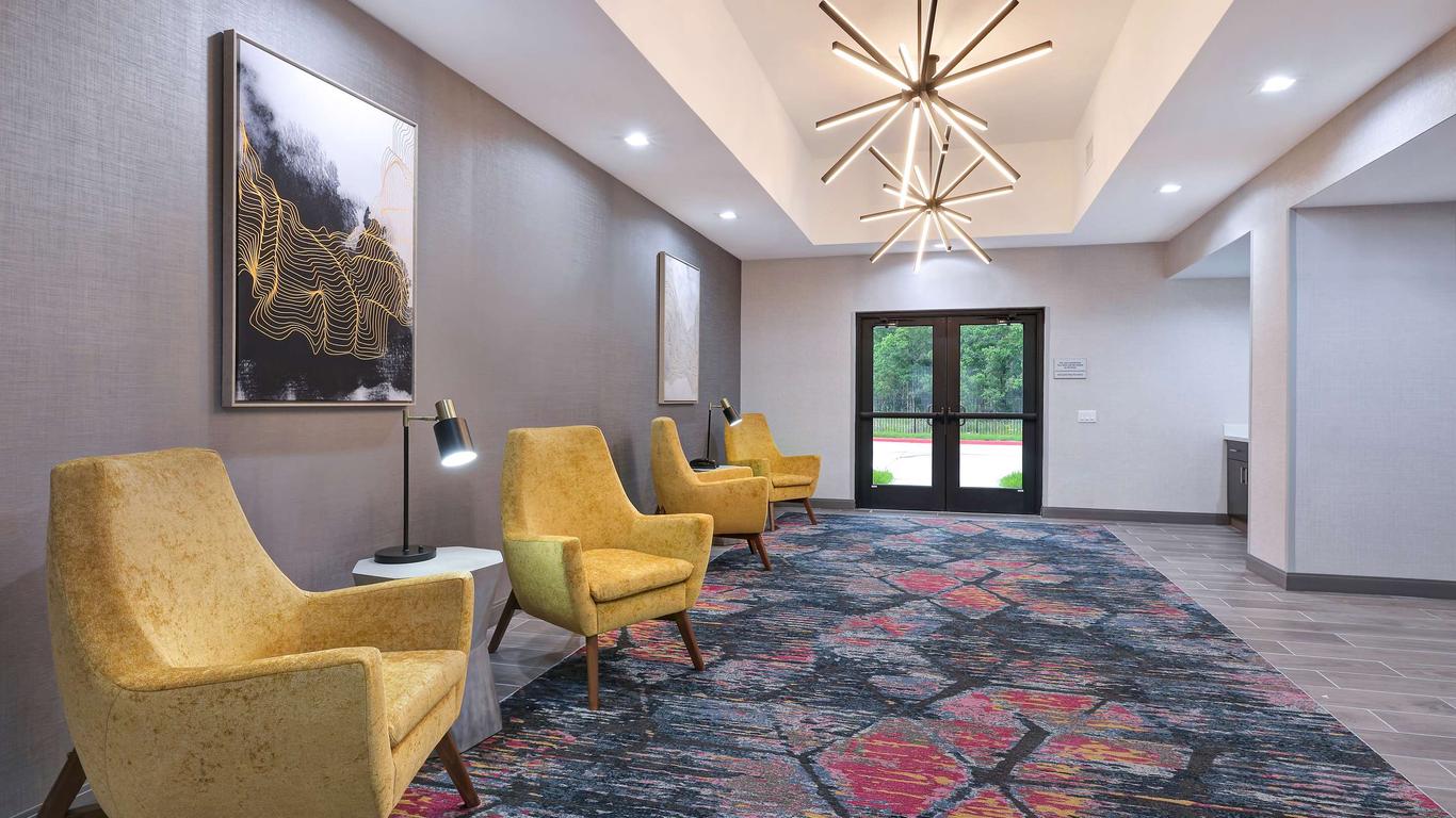 Hampton Inn & Suites Houston East Beltway 8