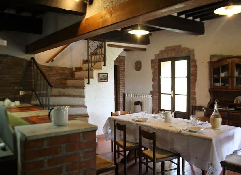 Dining room Photo