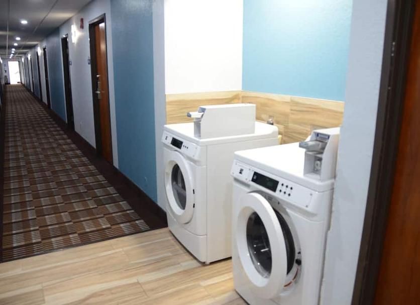 Laundry facility Photo