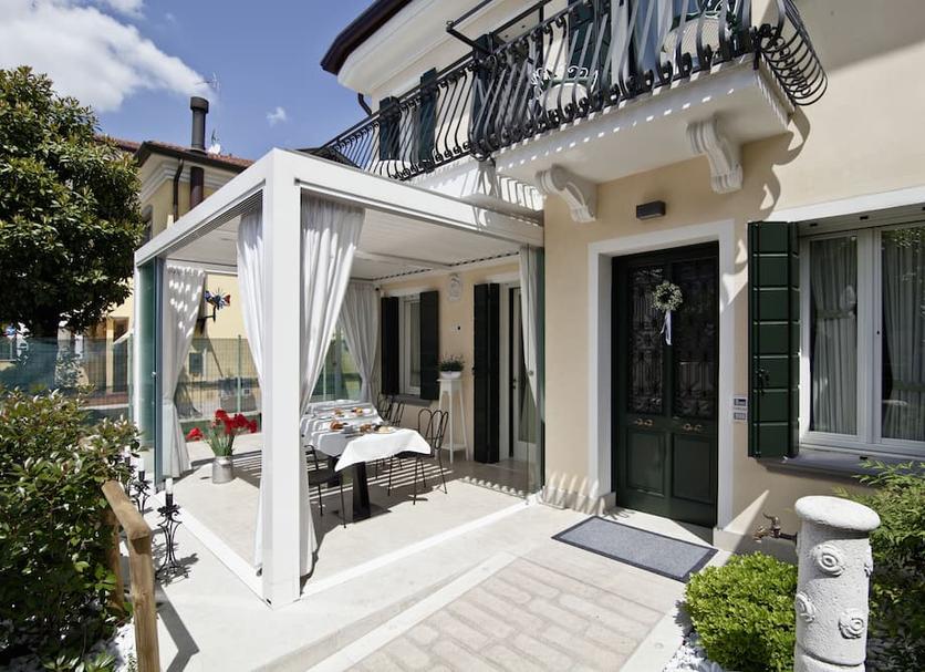 Patio Photo