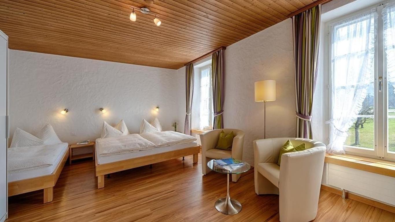 Neuhaus Golf- & Strandhotel