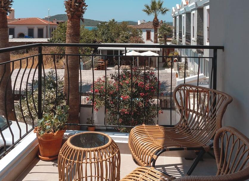Balcony Photo