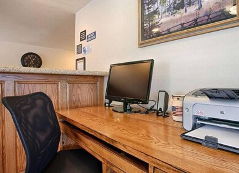 Business center Photo
