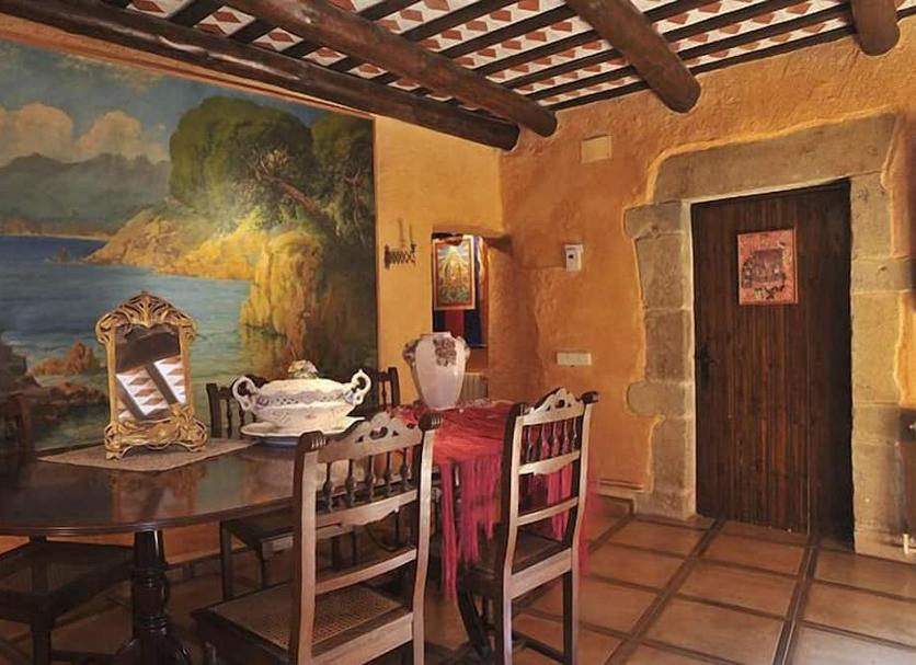 Dining room Photo