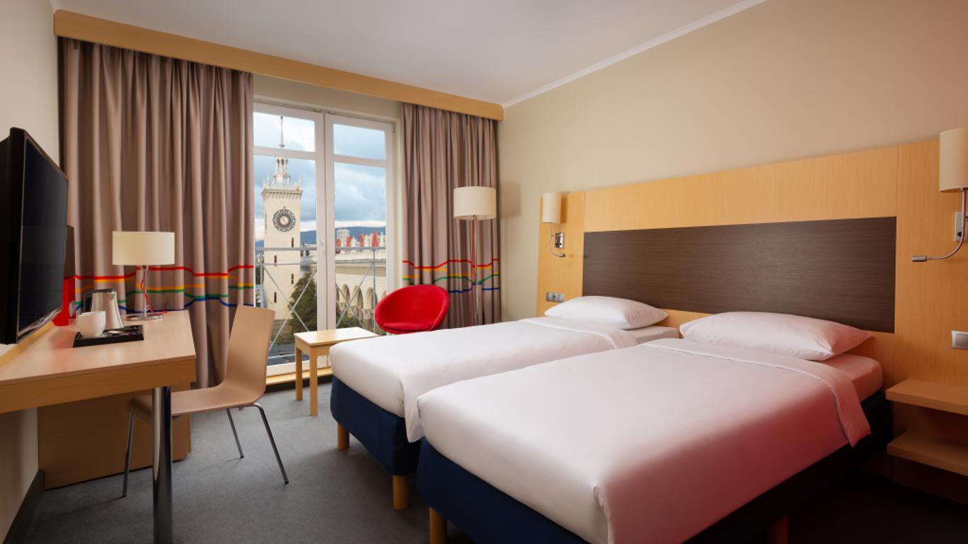 Cosmos Sochi Hotel