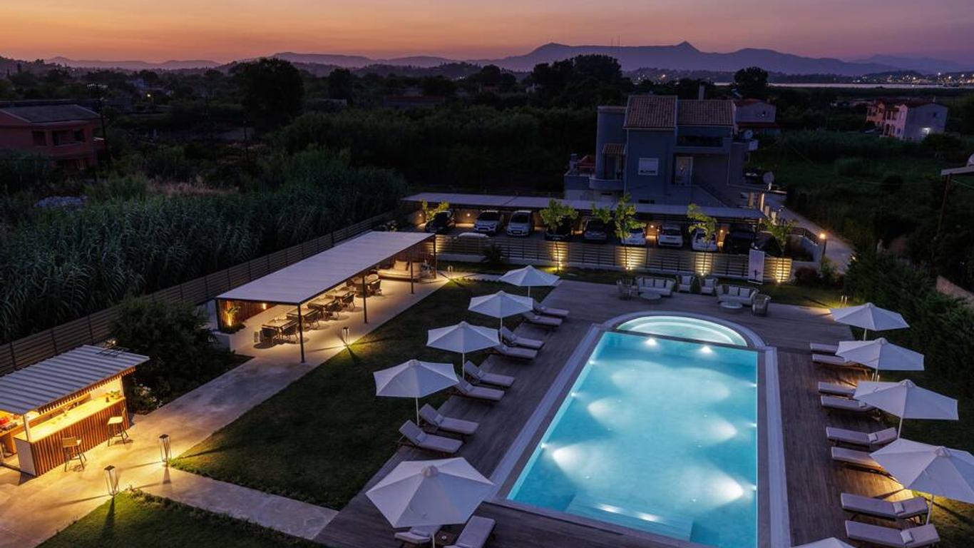V Luxury Suites