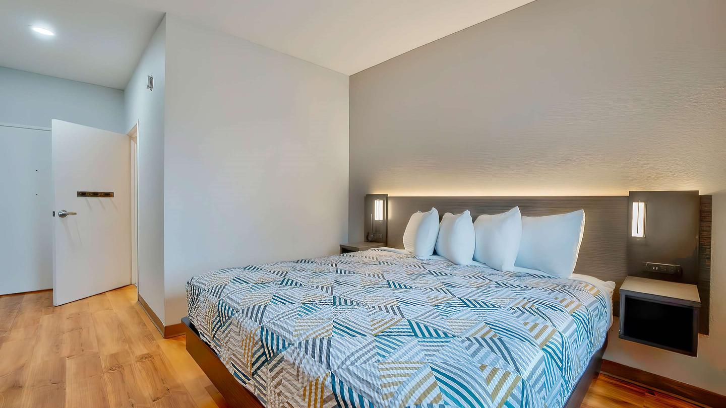 Motel 6 Denison from $44. Denison Hotel Deals & Reviews - KAYAK