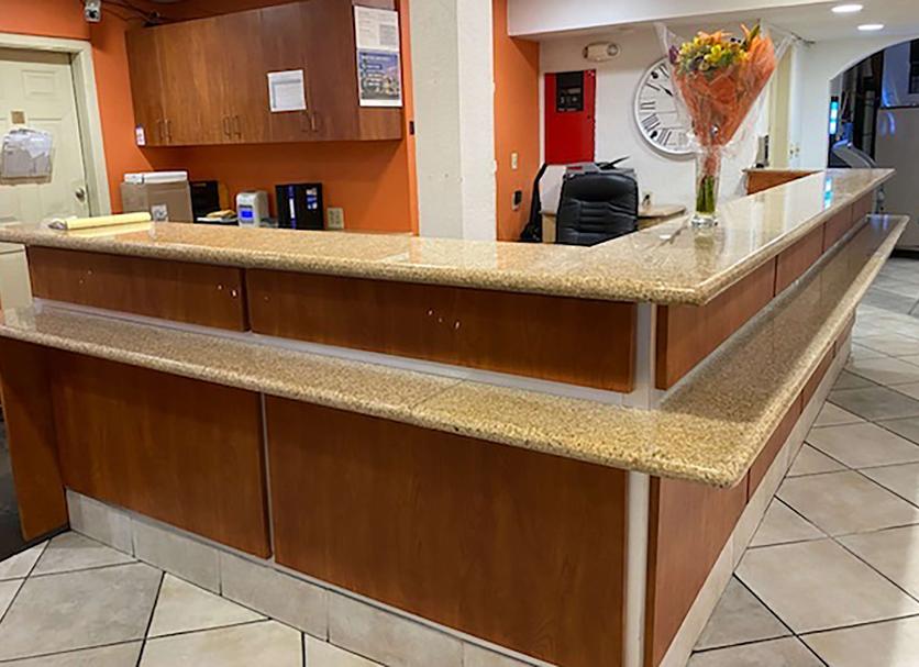 Front desk Photo