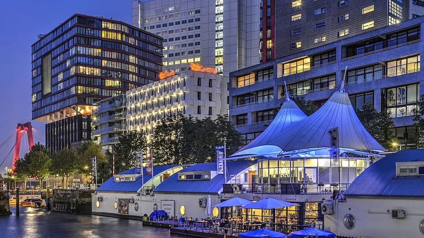 FLOATS by H2OTEL Rotterdam