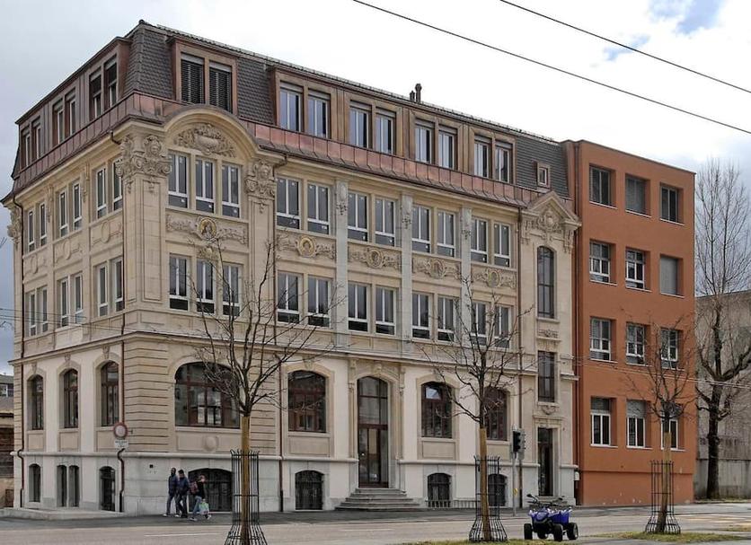 Building Photo