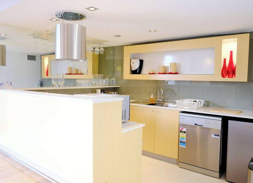 Kitchen Photo