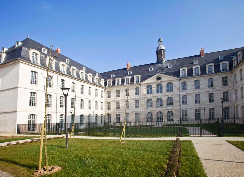Building Photo